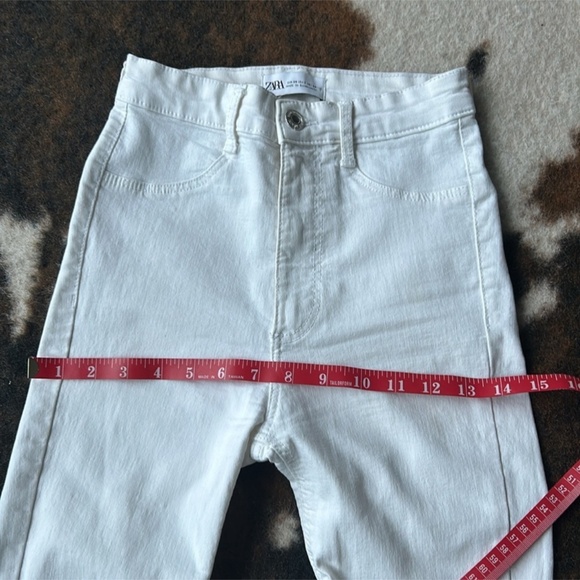 Zara pants , size USA 2, 77% cotton 19% polyester 4% elastin - Picture 7 of 9